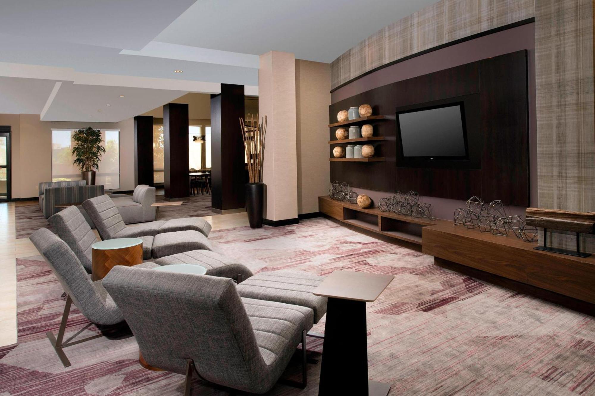 Hotel Courtyard By Marriott