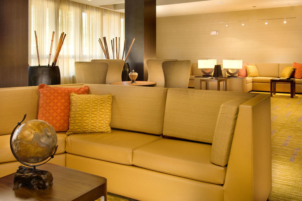 Hotel Courtyard By Marriott
