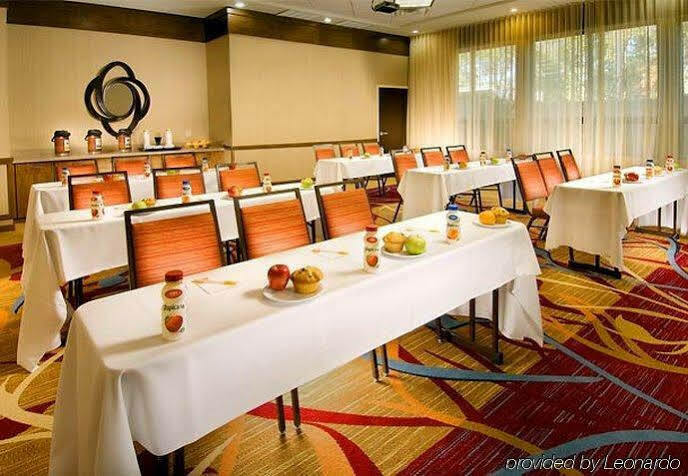 Courtyard By Marriott 3*
